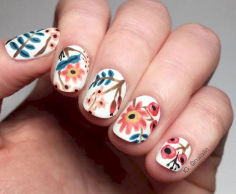 Best flower nail art design