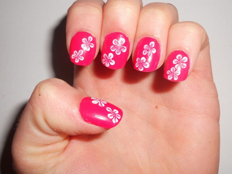 Polished-perfect flower nail art