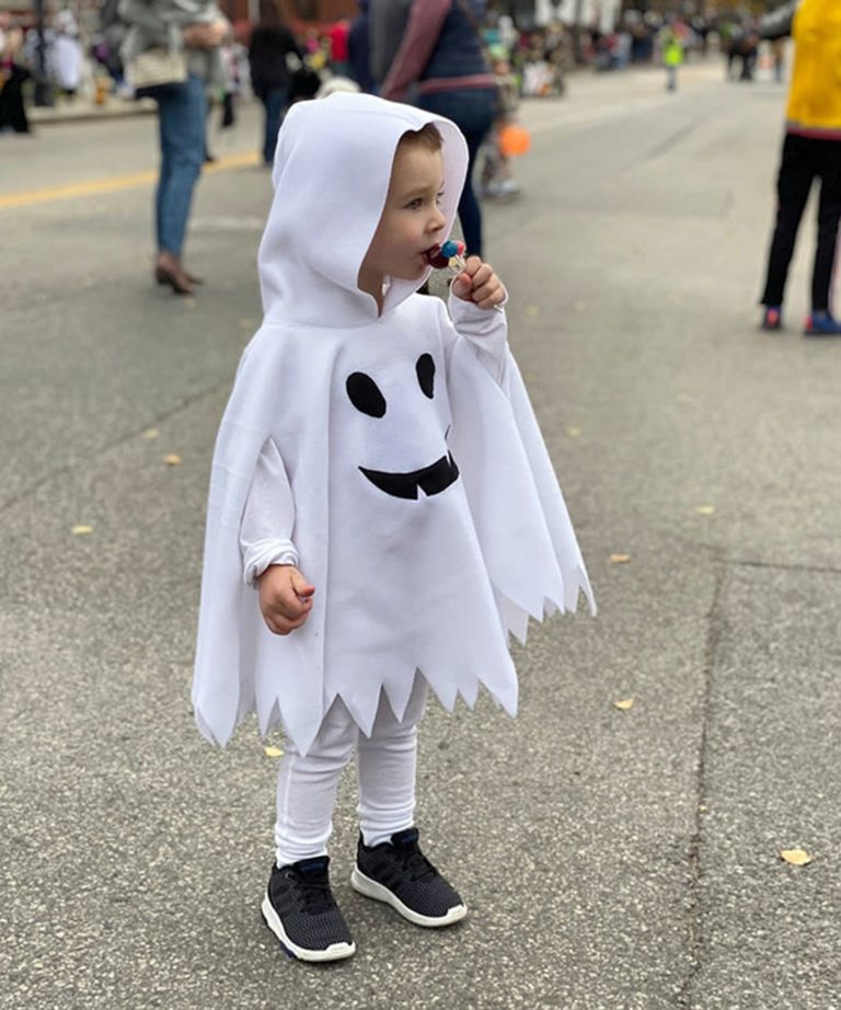 Best toddler halloween costumes via thebump.com