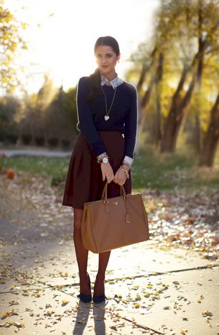 Stylish women's fall outfits for work