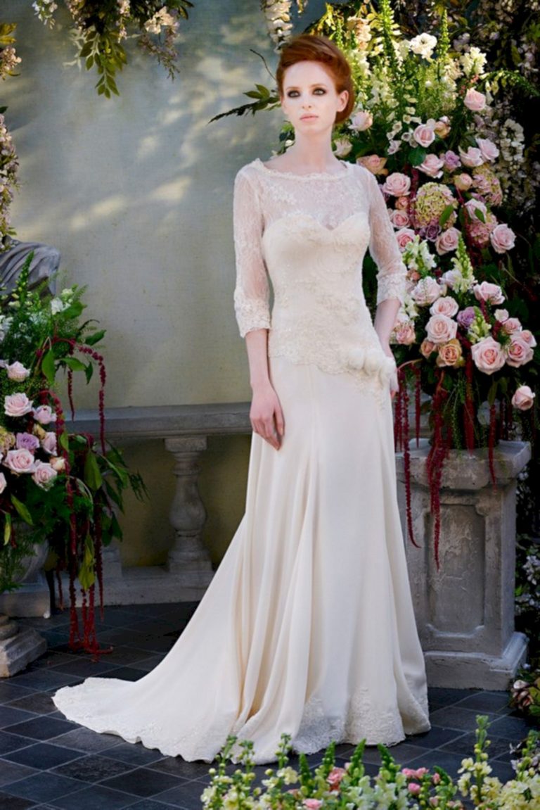 Wedding dress with long sleeve