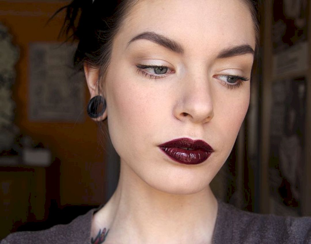 Burgundy lipstick color from 101hairtips