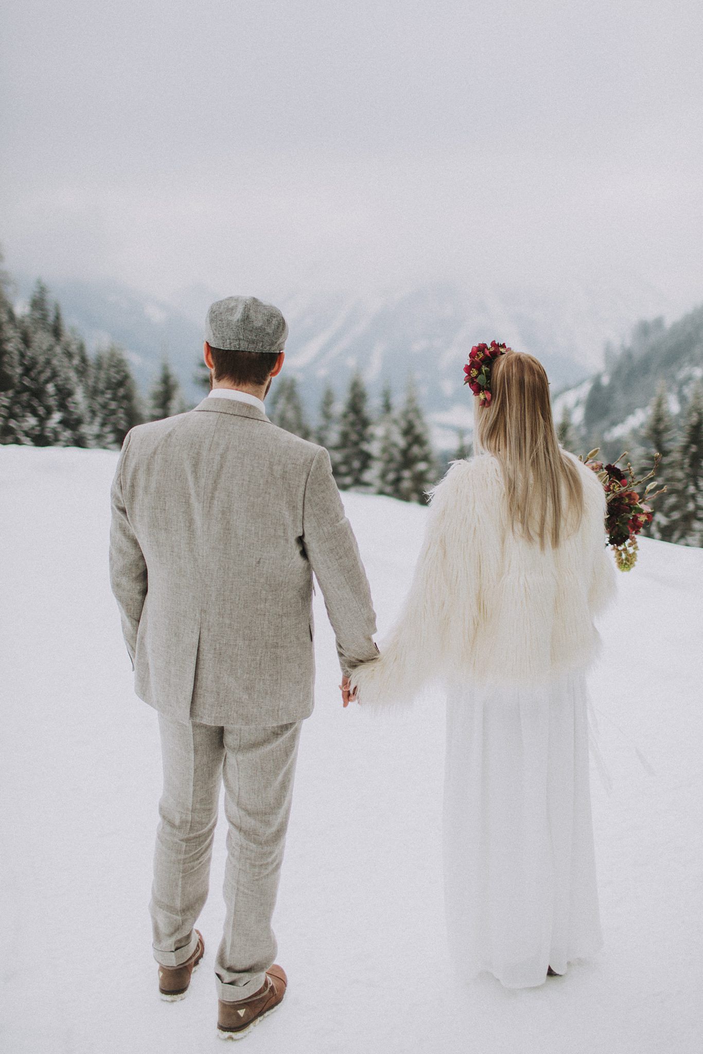 Austria winter wedding couple outside from magnoliasonsilk
