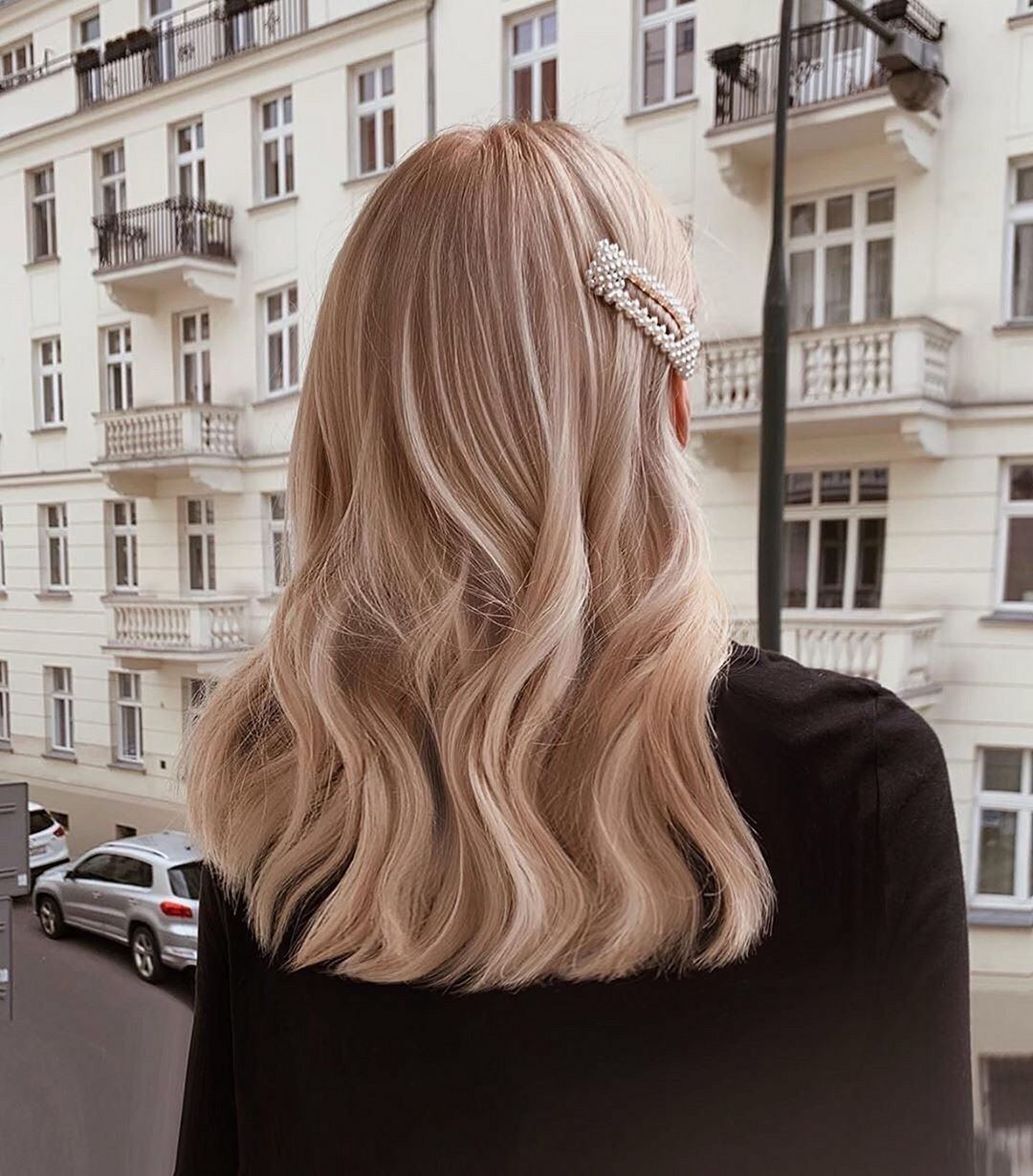 Champagne blonde from weheartit