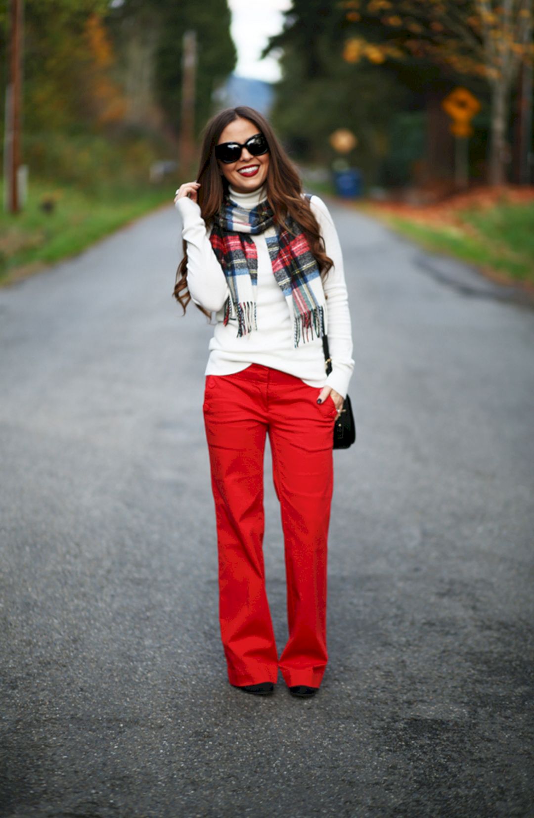 Red pant outfits winter from dresscorilynn
