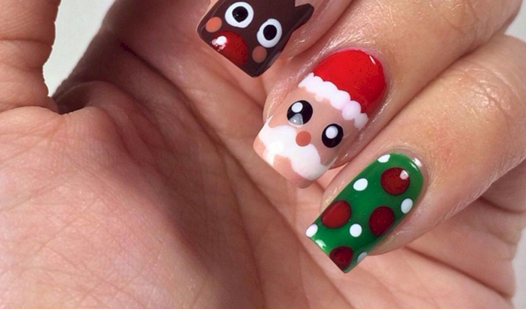 Santa and rudolph reindeer nails from thecraftyninja