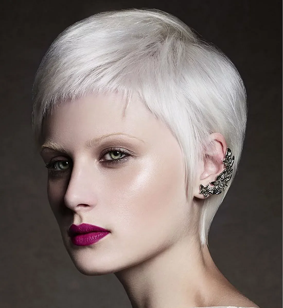 Platinum blonde hair color ideas from haircolorsite