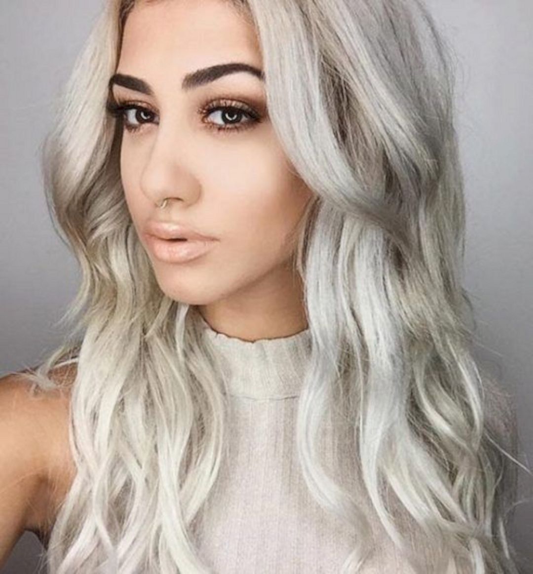 Two tone hair with platinum blonde from fenzyme
