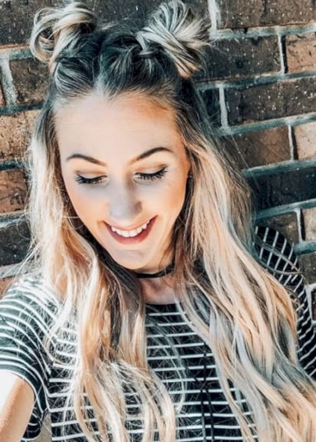 Half up half down space buns from ashley_spalding17 instagram