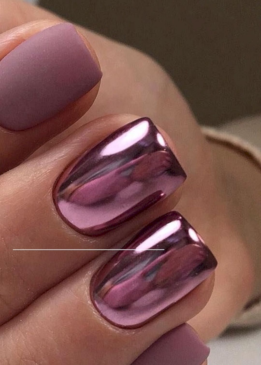 Metallic pink nails from weheart.it