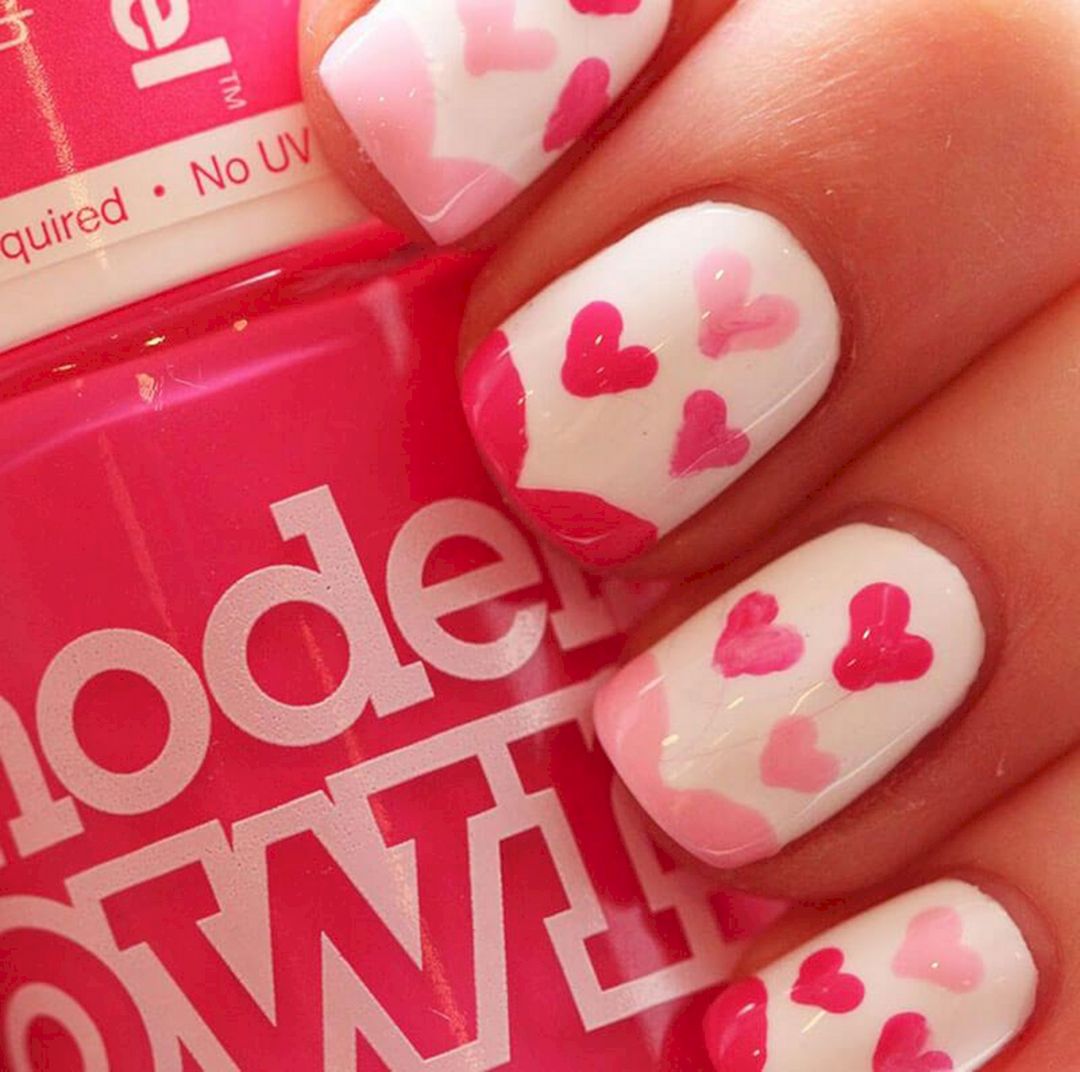 Valentine's day manicure from fundamentallyflawless.co.uk