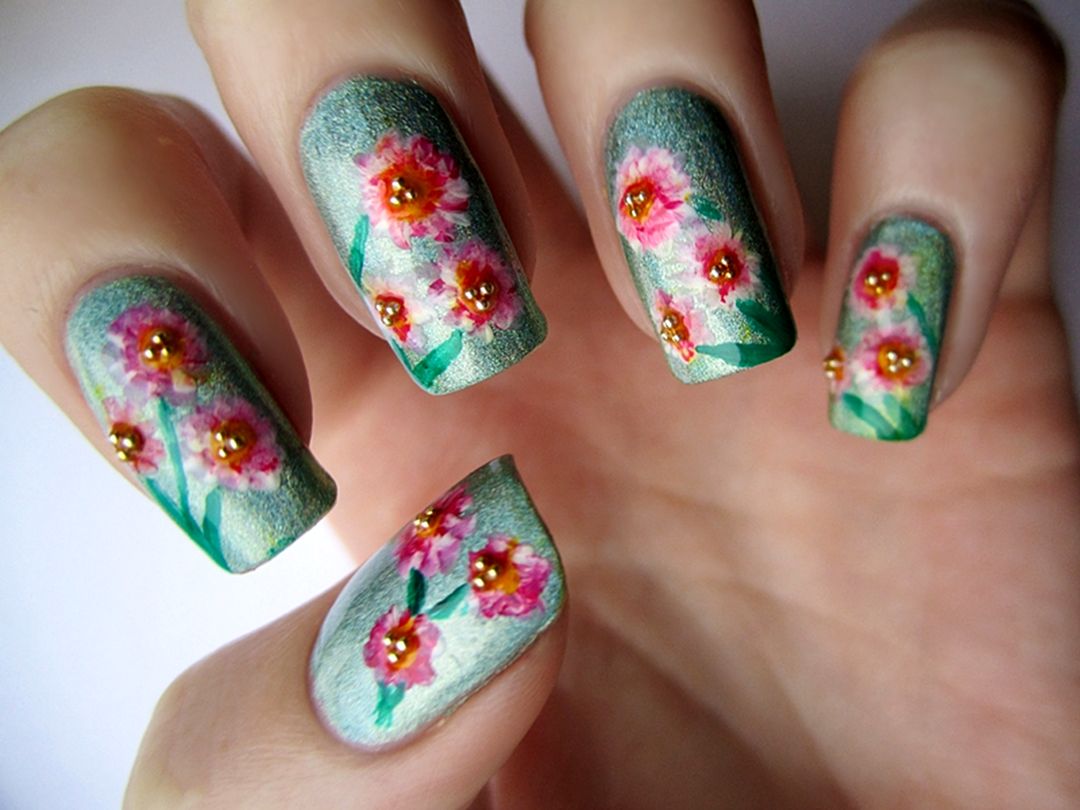 Simple and beautiful spring nail art ideas