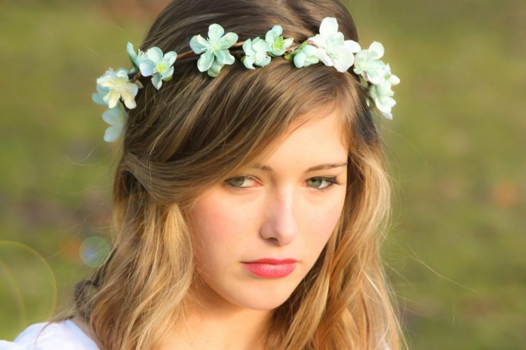 Stunning hair accessories for long hair