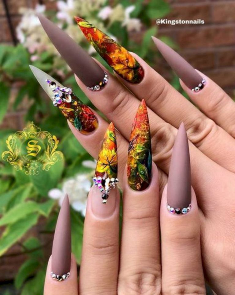 Pretty fall leaf nail designs you must try