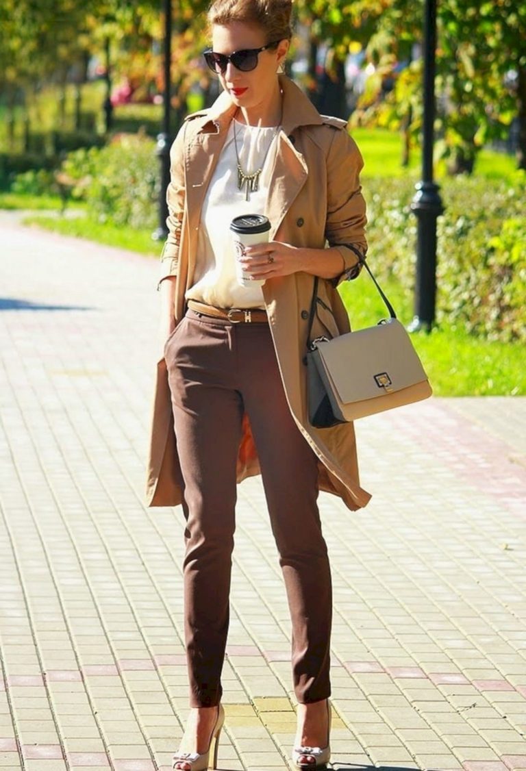 Confortable winter workwear outfits for women