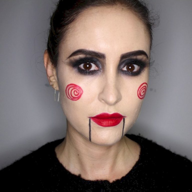 Scary halloween makeup