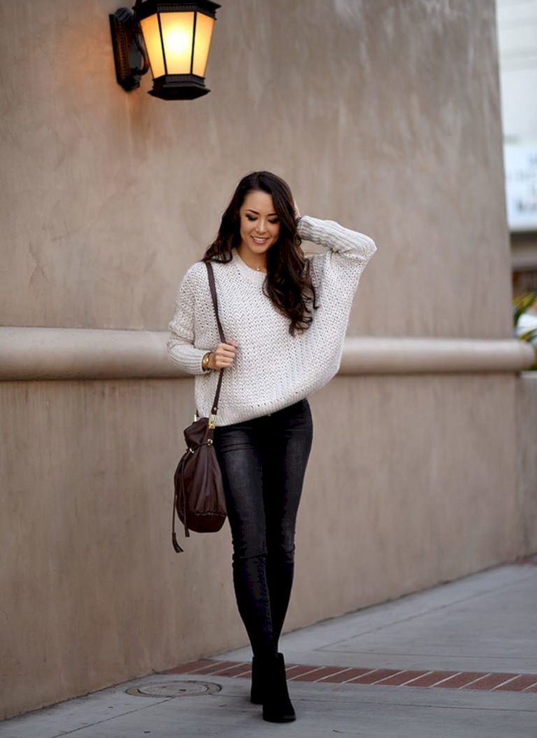 Simple women outfits for winter
