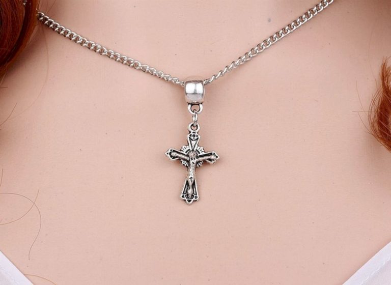 Small cross necklace pendant charms