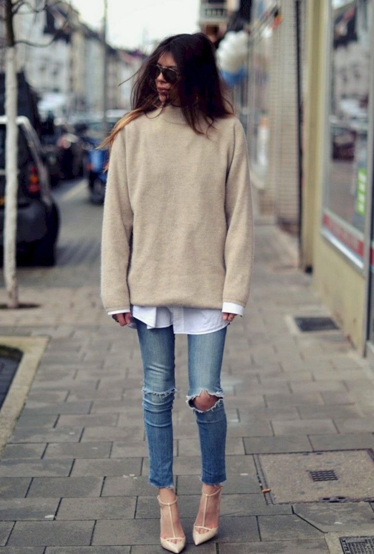 Oversized sweater this fall idea
