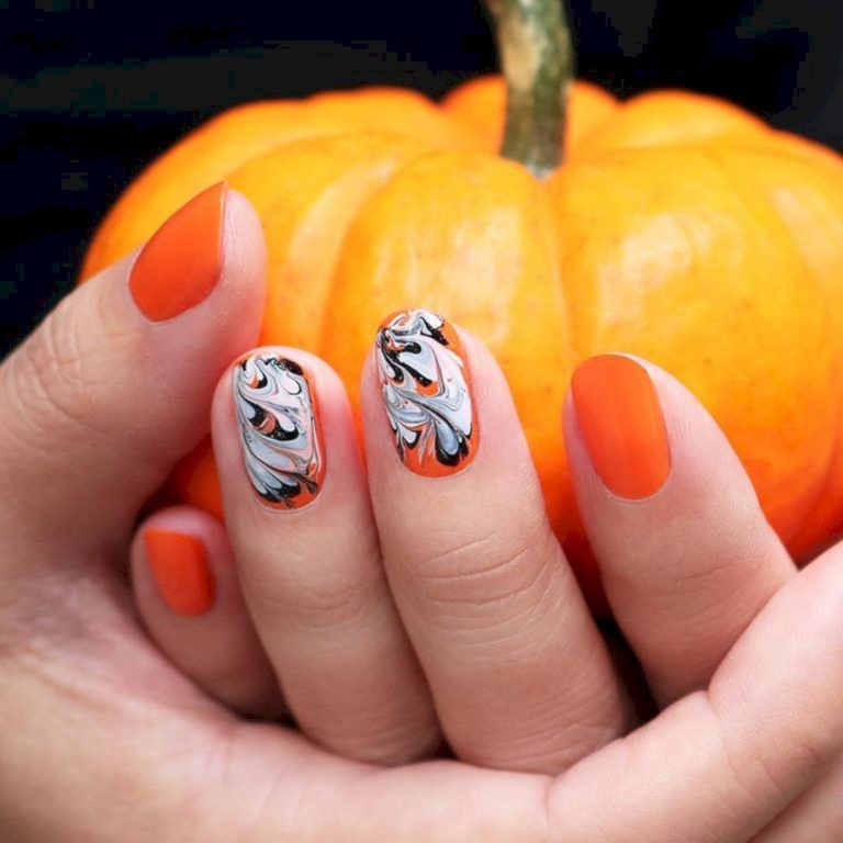 Stunning halloween nail ideas