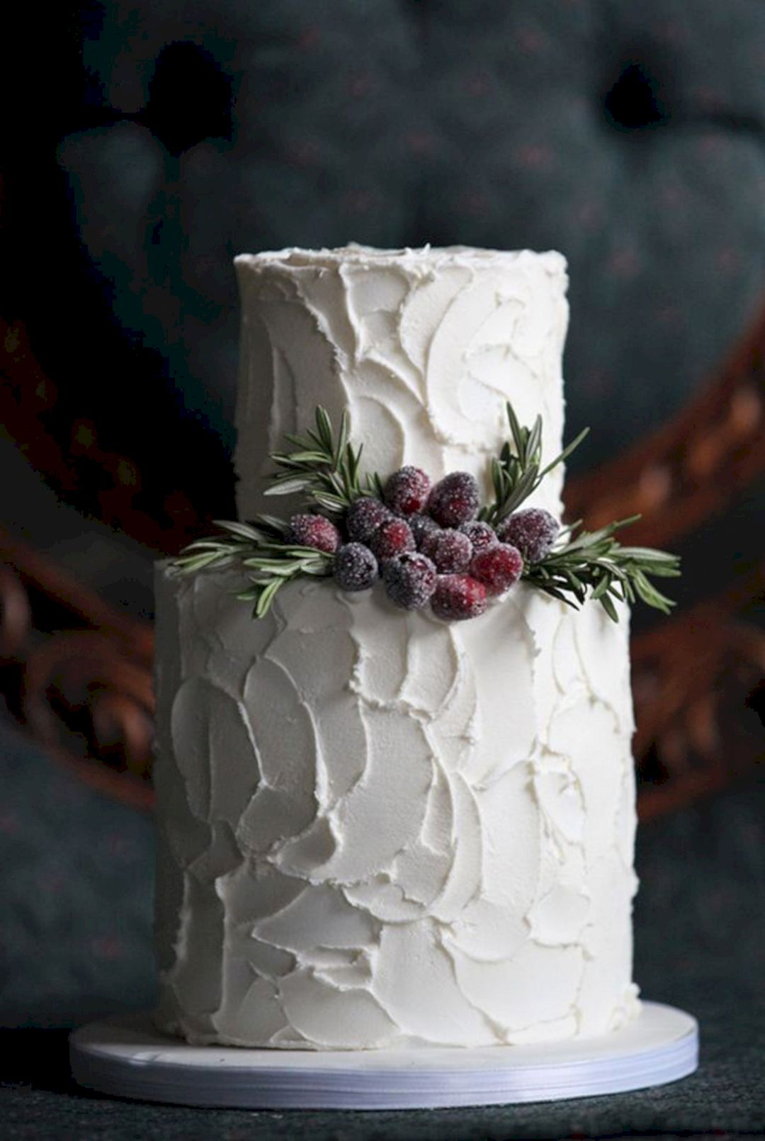 Winter wedding cake from wantthatwedding