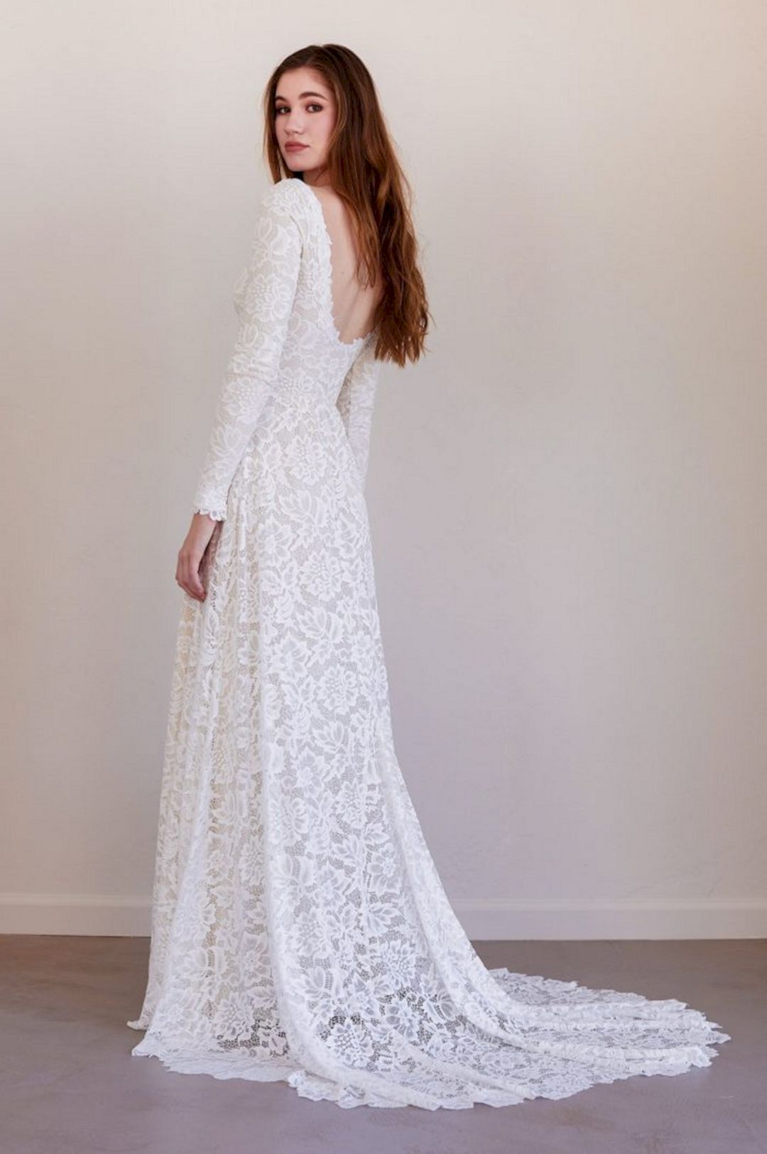 Lace long sleeve wedding dress from chicvintagebrides