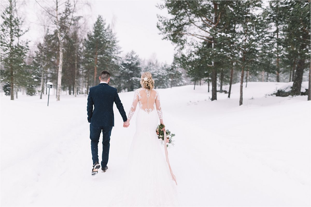 Wedding Couple Photoshoots with Snowy Scenery Background